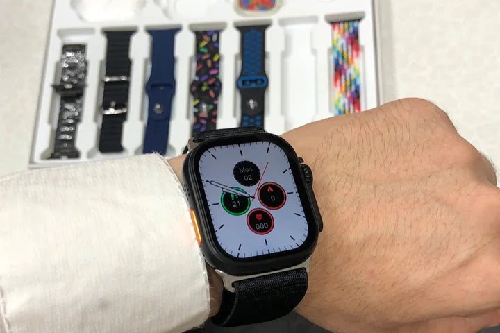 I20 Ultra Max Suit - Smartwatch & Airpods Combo with 7 Straps